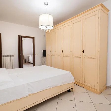 Machiavelli - Con Giardino - Baiaverde-lido Apartment *